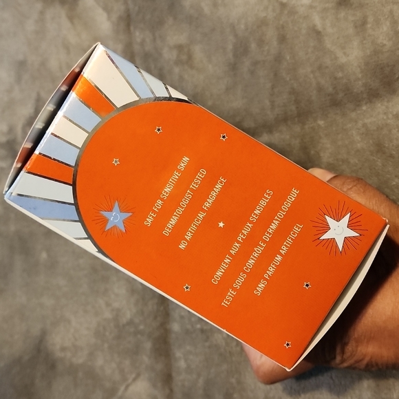 ❤️ FAB ✨️ First Aid Beauty - Head-To-Toe Fab Set - Picture 3 of 4